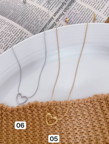 گردنبند پینترستی مینیمال دخترانه قلبی.گردنبند هرینگبون.گردنبند ماری