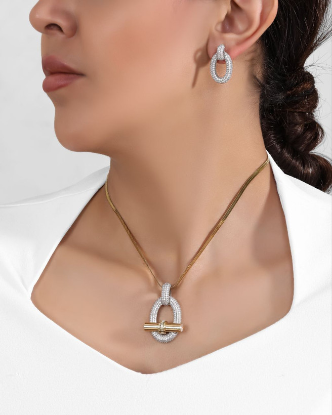 نیمست هرمس جواهری کاملا مشابه نمونه طلا،گردنبند وگوشواره هرمس