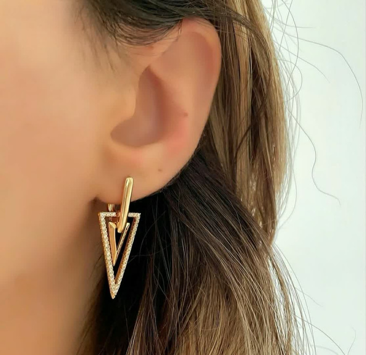 گوشواره ژوپینگ نگیندار طرح مثلثی آبکاری طلا