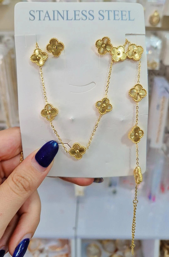 ست ونکلیف طلایی استیل رنگ ثابت کیفیت عالی آبکاری طلا