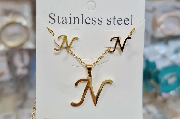 نیمست مینیمال حروف گردنبند+گوشواره استیل رنگ ثابت