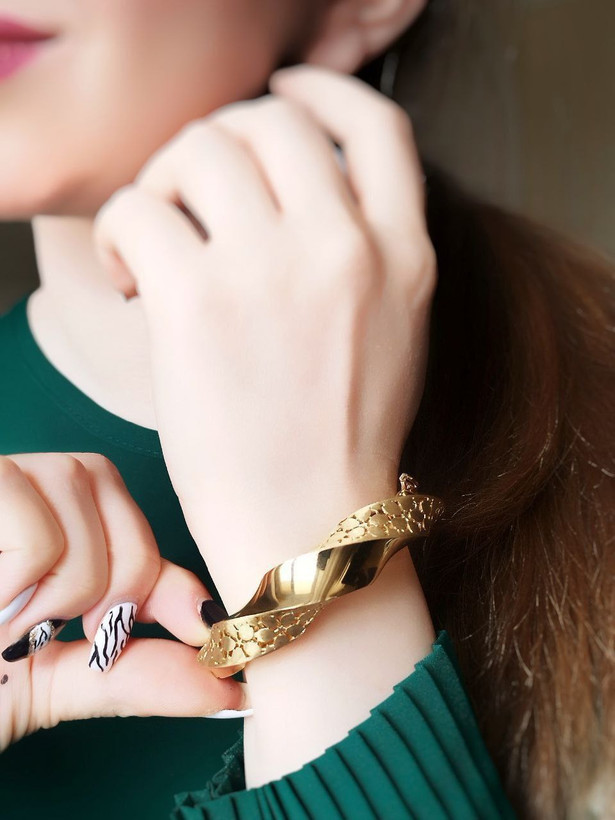 تکدست زنانه طلاروس مشابه طلا