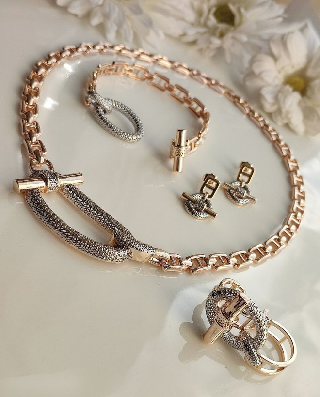 سرویس طرح طلا هرمس جدید ولوکس رنگ ثابت وارداتی