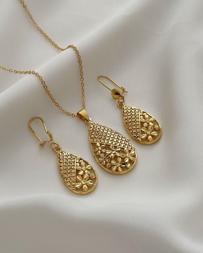 نیمست زنانه طرح طلا رنگ ثابت وضدحساسیت