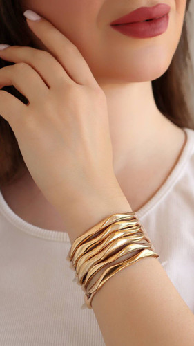 النگوطلاروس چندضلعی طرح جدید طلا رنگ ثابت