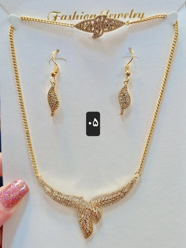 سرویس طرح جواهری طلایی عروس درخشان