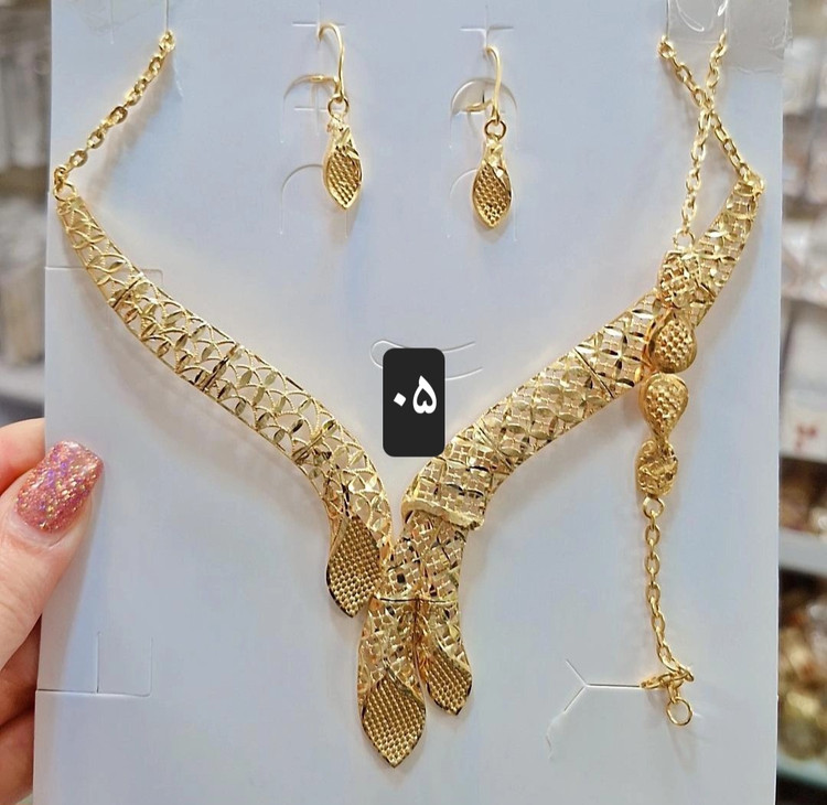 سرویس جدید زنانه مجلسی طرح طلا