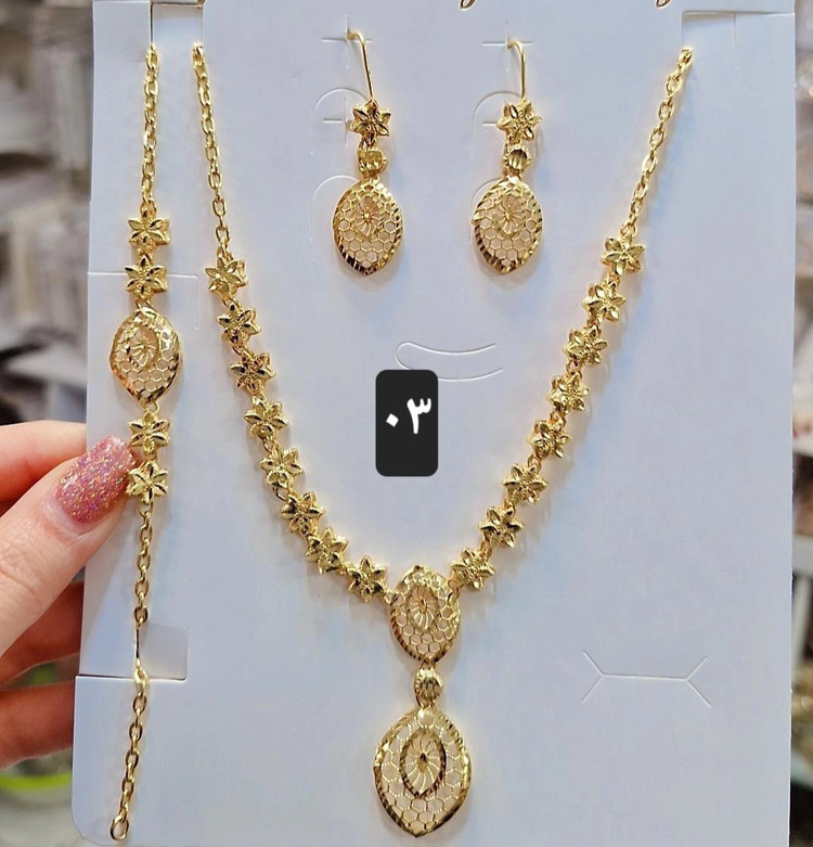 سرویس جدید زنانه طلایی مجلسی طرح طلا