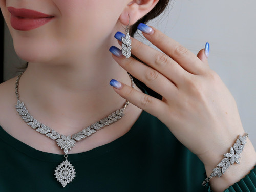 سرویس مجلسی سیلور طرح جواهری فول نگین