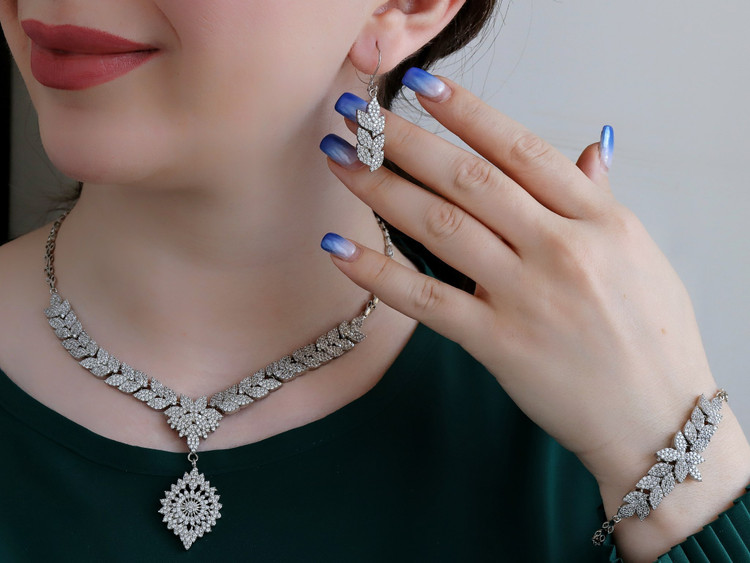 سرویس مجلسی سیلور طرح جواهری فول نگین