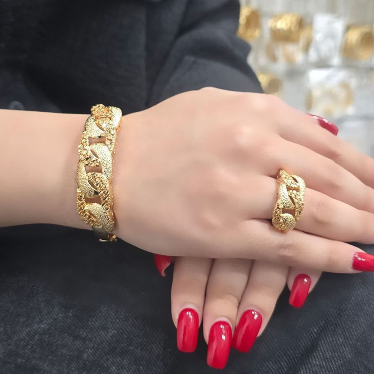 2_ست دستبند وانگشتر کارتیر طرح طلا آبکاری طلا ۱۸عیار برند وای اس ایکس