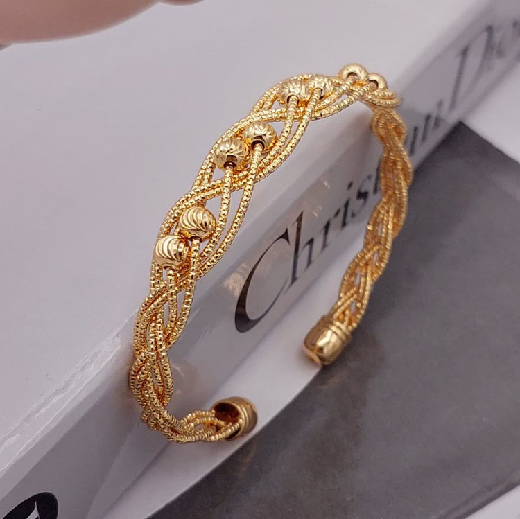 بنگل البرنادو طرح طلا رنگ ثابت وضدحساسیت آبکاری طلا ۱۸عیار