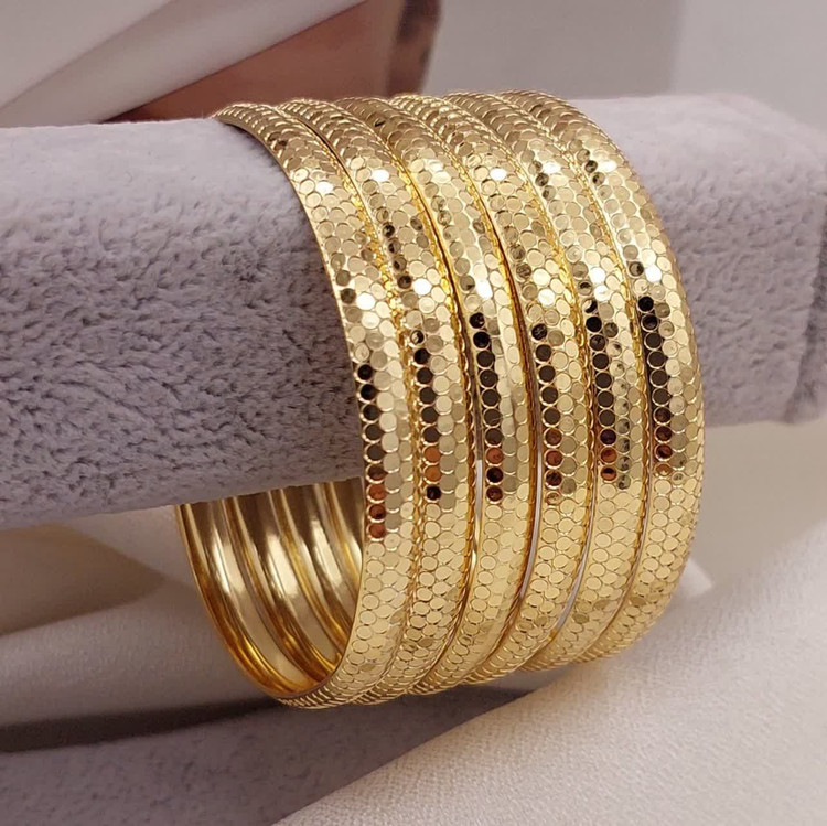 النگوطلاروس پوست ماری طرح طلا رنگ ثابت دائم