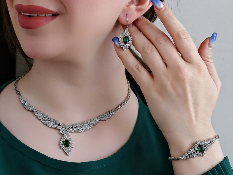 سرویس نقره ای مجلسی جواهری مشابه طلا رنگ ثابت وضدحساسیت