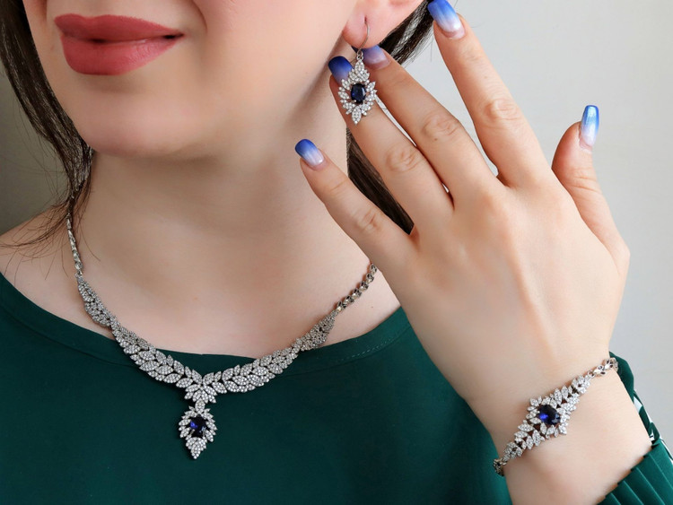 نیمست مجلسی جواهری سیلور مشابه طلا رنگ ثابت وضدحساسیت