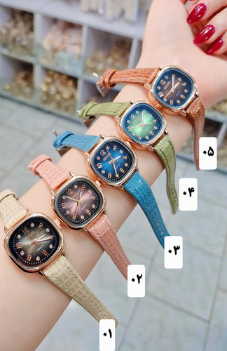 ساعت ترند بندچرمی صفحه رنگی مربع ،برند اولیجیا