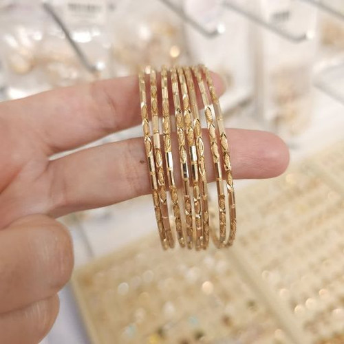 النگوطلاروس اصل جدید طرح طلا ۲میلی ظریف رنگثابت تضمینی