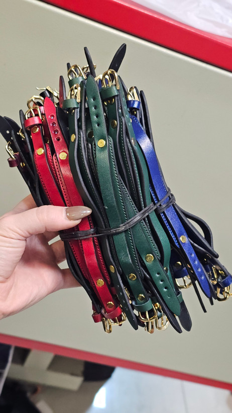 دستبند چرم متندار