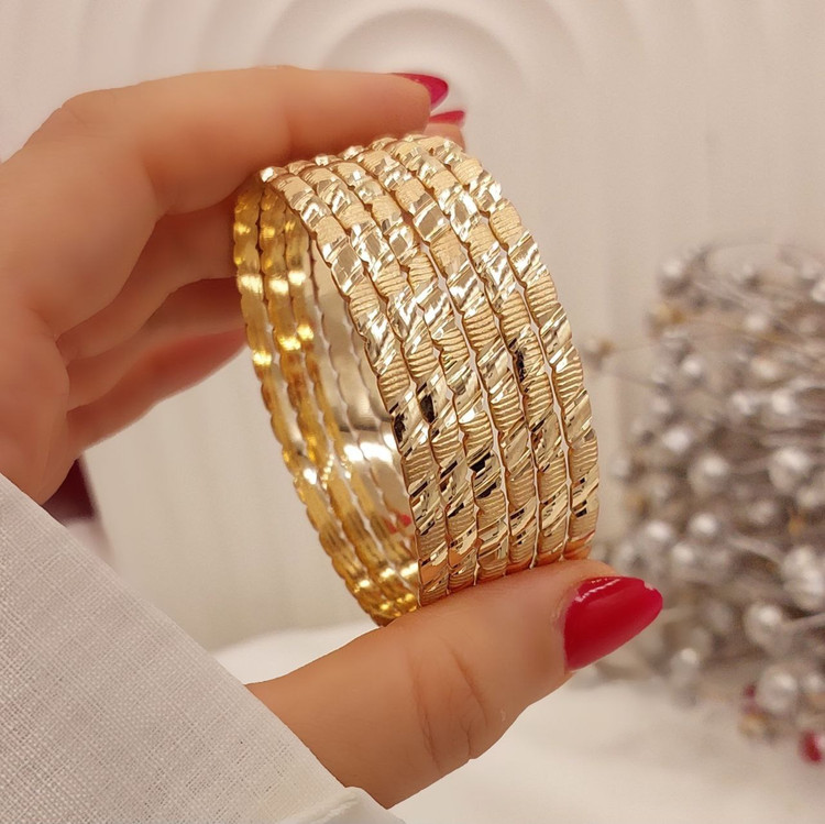 النگوطلاروس اصل زنانه جدید طرح طلا رنگثابت تضمینی ۳میل پک۶عددی