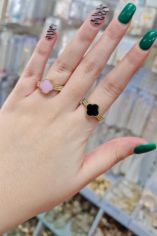 انگشترزنانه سنگی ونکلیف