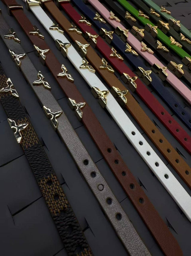 دستبندچرم ترند اسپورت در رنگبندی