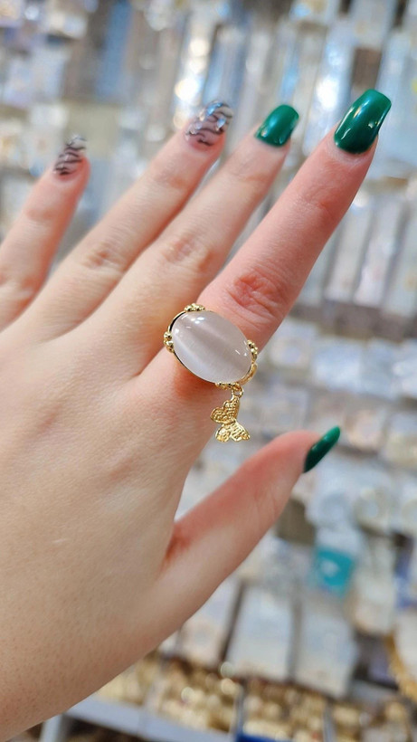 انگشترسنگی سفید جدید طرح طلا آویزپروانه، آبکاری طلا،وارداتی باکیفیت