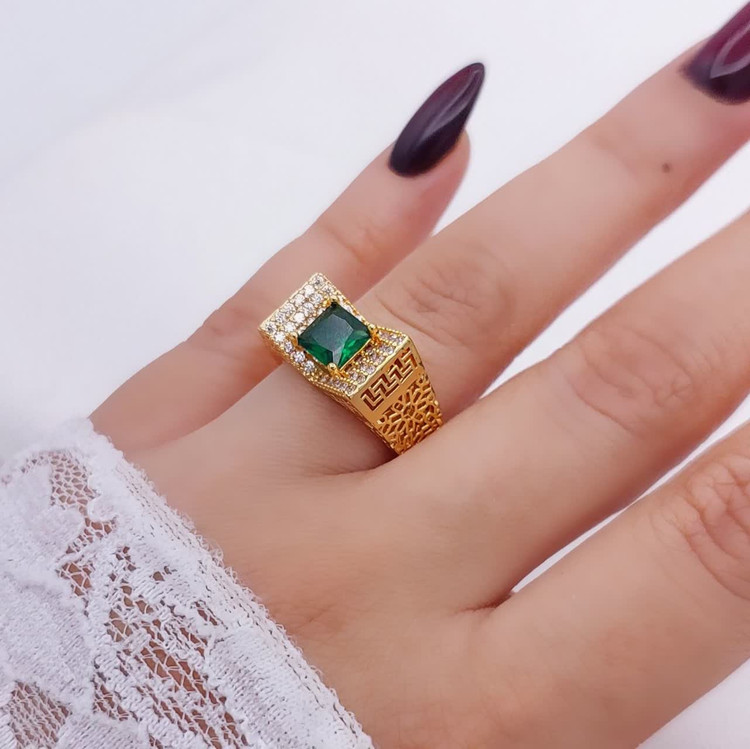 انگشتر نگین سبز زنانه طرح جدید کپی شدهاز طلا آبکاری قوی طلا