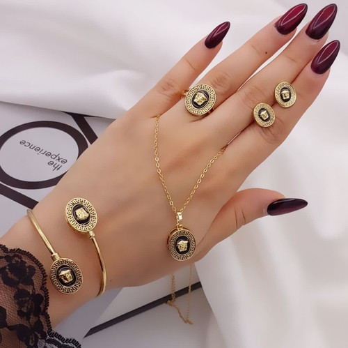 سرویس ورساچه جدیدطرح طلا.آبکاری apg جنس کوپر وارداتی باکیفیت