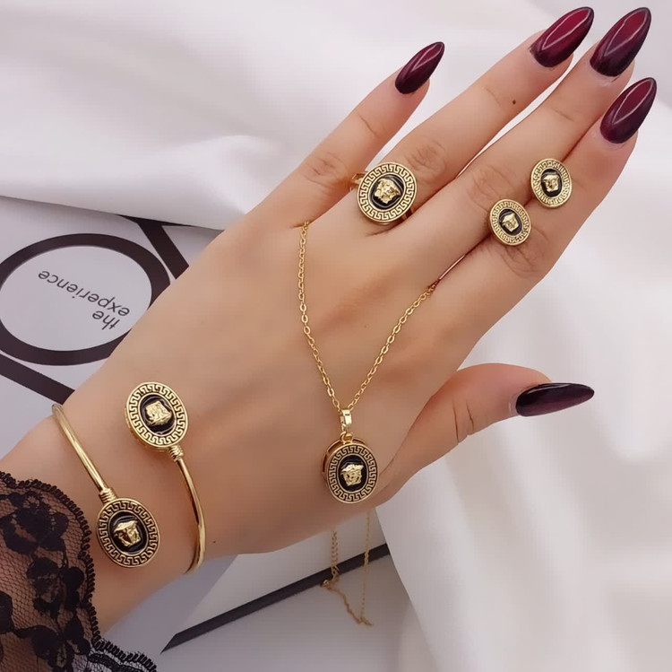 سرویس ورساچه جدیدطرح طلا.آبکاری apg جنس کوپر وارداتی باکیفیت