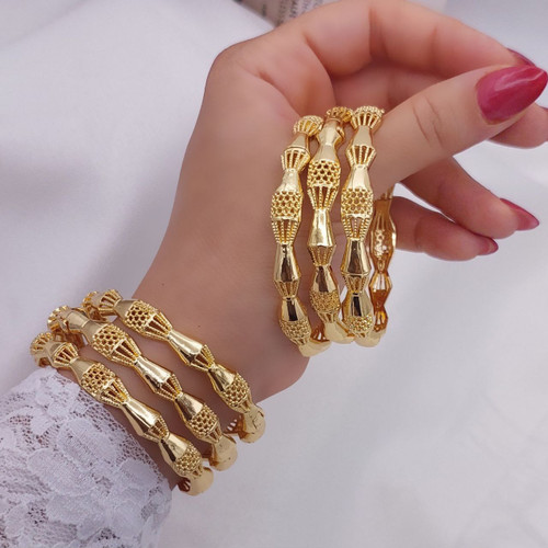 النگو اماراتی قفلی جدید طرح طلا رنگثابت آبکاری قوی طلا وارداتی باکیفیت