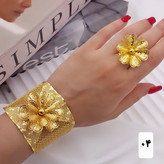 ست دستبندوانگشتر گل برجسته جدیدطرح طلا آبکاری قوی وارداتی