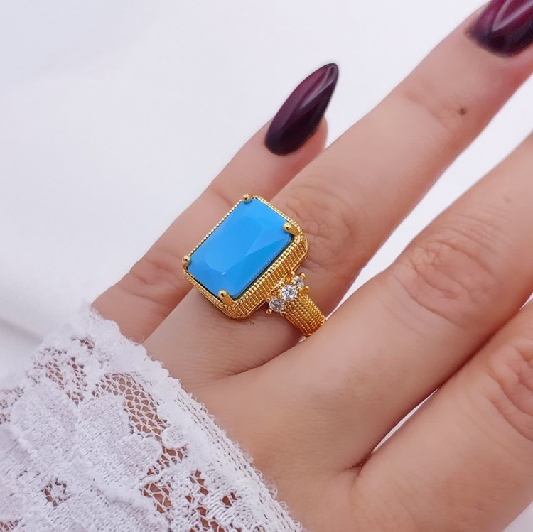 انگشتر فیروزه زنانه جدیدطرح طلا. رنگ ثابت آبکاری قوی طلا وارداتی باکیفیت