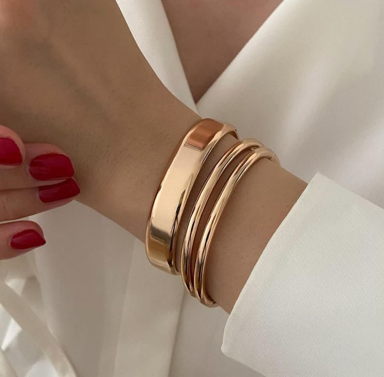 دستبندآینه ای جدیدوترندکاملاطرح طلا ژوپینگ رنگثابت آبکاری طلا۱۸عیار