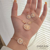 سرویس جواهری ورساچ لوکس طرح طلا برندمعتبر دریم رنگ ثابت آبکاری طلا۱۸