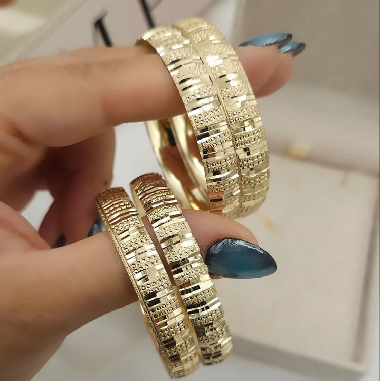 النگوطلاروس بچگانه نوزادی جدیدطرح طلا ۸میل رنگ ثابت تضمینی