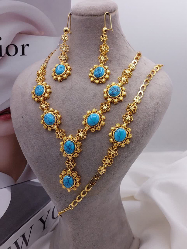 سرویس سنگی نگین فیروزه جدیدطرح طلا رنگثابت آبکاری قوی طلا وارداتی