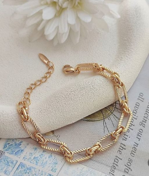 دستبند طلایی جدیدطرح طلا ژوپینگ رنگثابت آبکاری طلا۱۸عیار