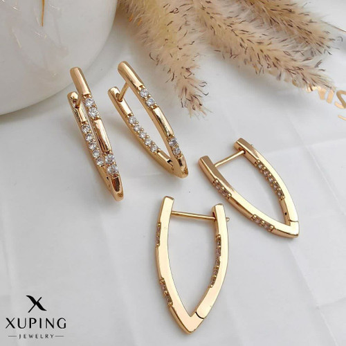 گوشواره جواهری خاص طرح طلا ژوپینگ رنگثابت آبکاری طلا۱۸عیار نگین مخراجکاری