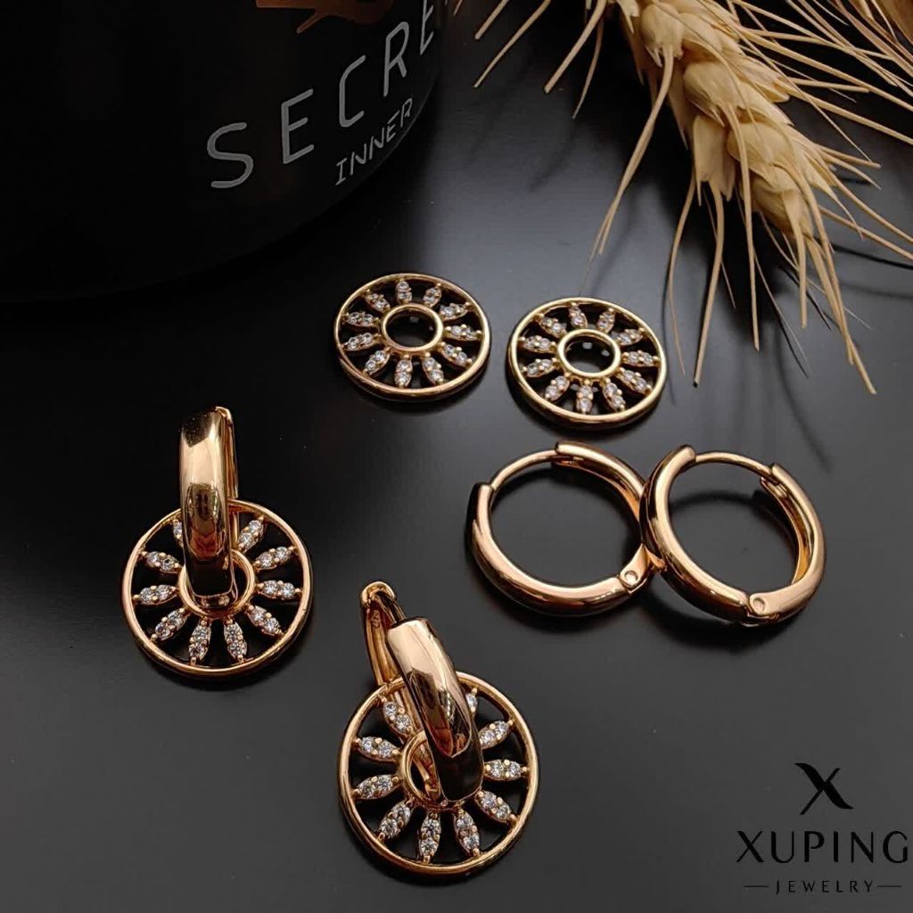 گوشواره جواهری حلقه ای شیک ولوکس جدیدکاملاطرح طلا ژوپینگ رنگ‌ثابت آبکاری طلا۱۸عیار نگین مخراجکاری