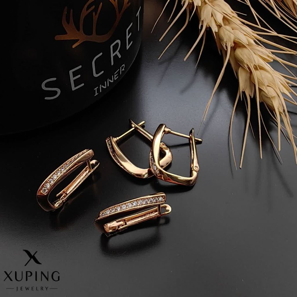 گوشواره حلقه ای نگیندارجدیدولوکس ژوپینگ طرح طلا رنگ ثابت آبکاری طلا۱۸ عیار نگین مخراجکاری