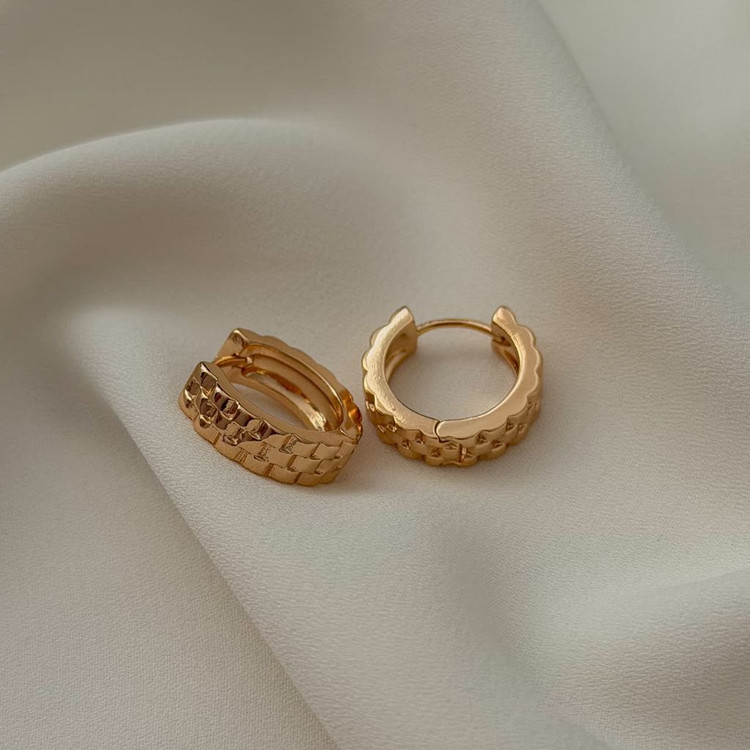 گوشواره رولکس مینیمال حلقه ای طرح طلا رنگثابت آبکاری طلا۱۸عیار برندمعتبر ژوپینگ